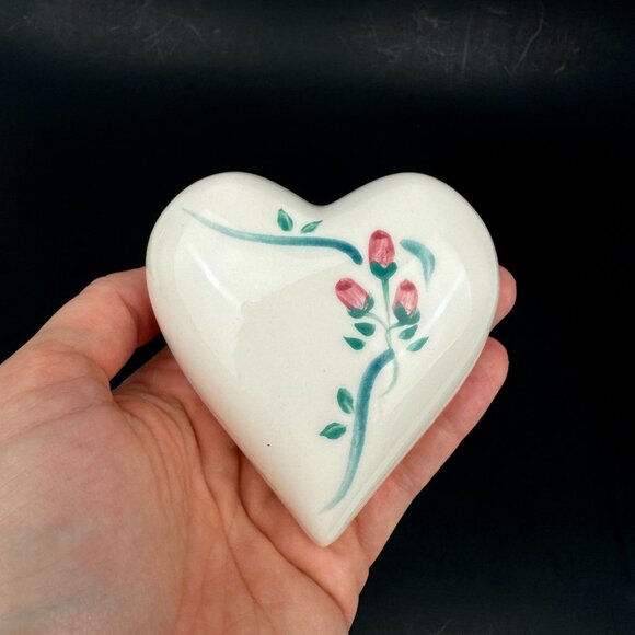 3 Vtg Ceramic Cream Color Heart Shape Wall Hanging Ornament Floral Ribbon Paint - Picture 10 of 10